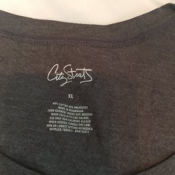 Top - Picture 3 of 8